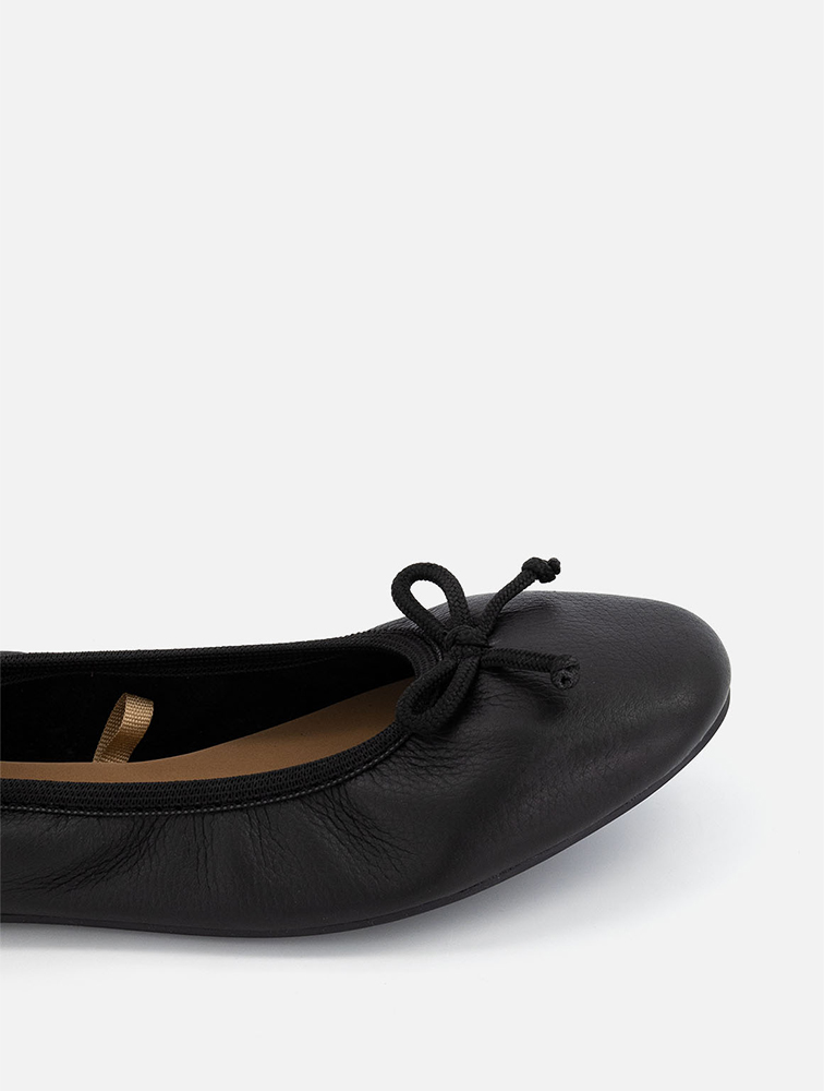 MyRunway Shop Woolworths Black Leather Bow Pumps for Women from